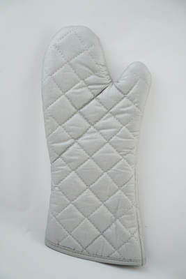 silver-oven-mitts-set (4)